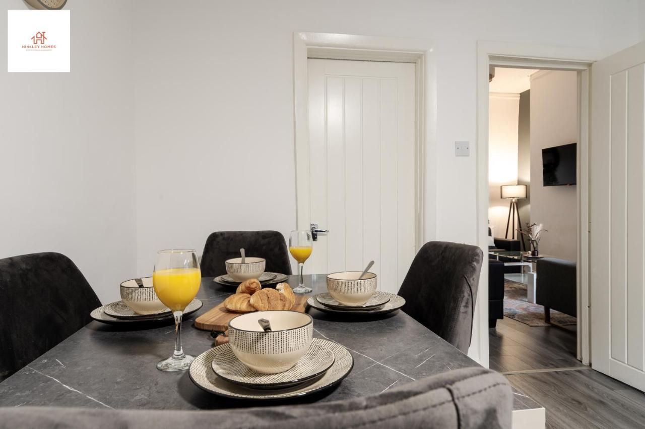 Immaculate 4 Bed In Liverpool By Hinkley Homes Short Lets & Serviced Accommodation Exterior photo