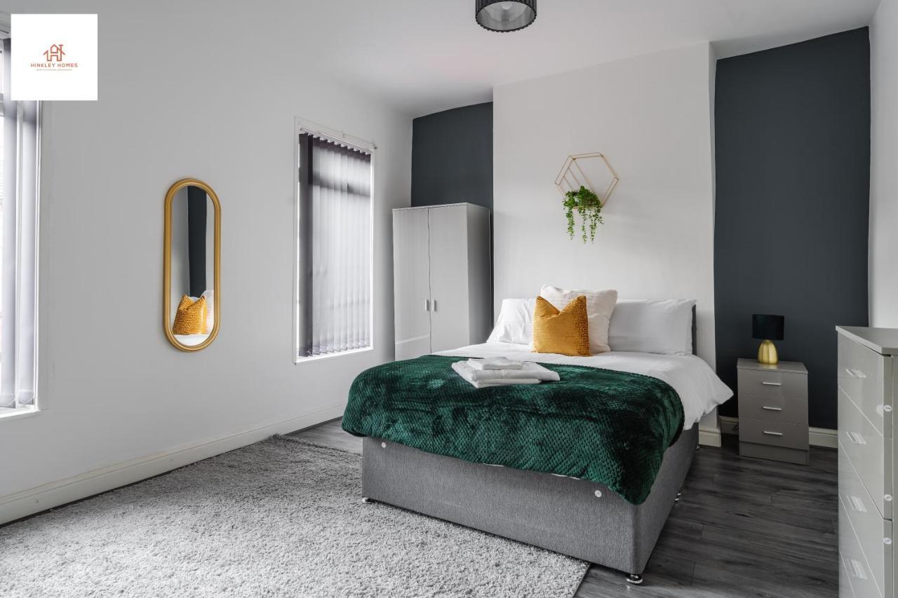 Immaculate 4 Bed In Liverpool By Hinkley Homes Short Lets & Serviced Accommodation Exterior photo
