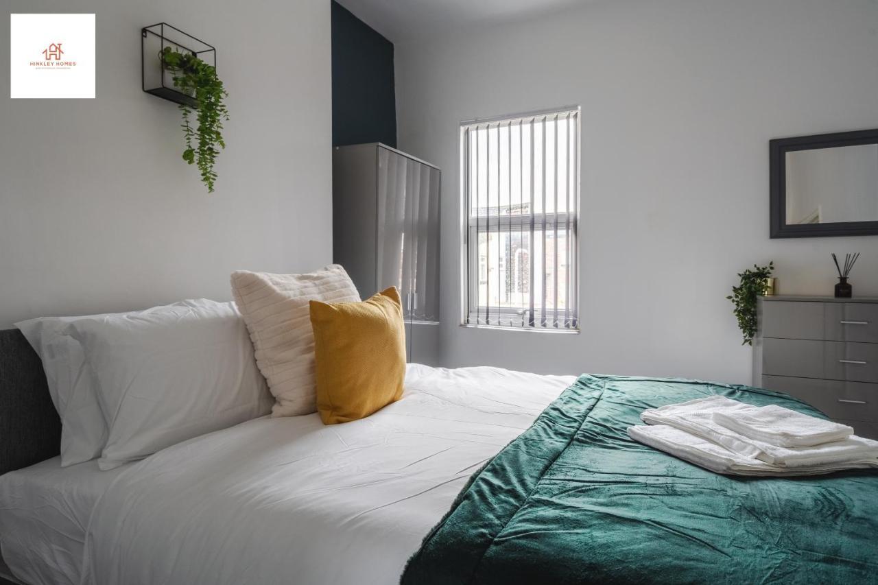 Immaculate 4 Bed In Liverpool By Hinkley Homes Short Lets & Serviced Accommodation Exterior photo